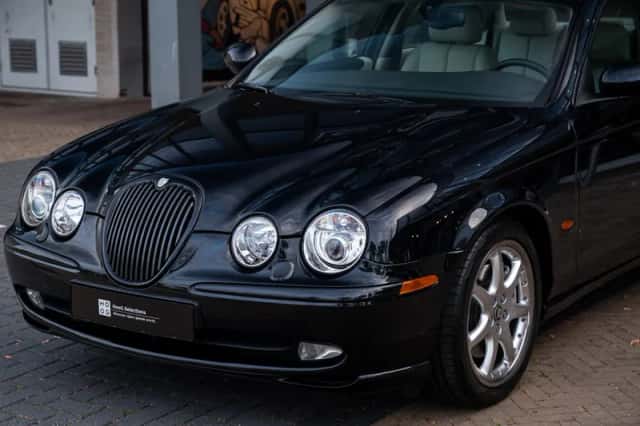 Jaguar S-Type (2003) thumbnail 3