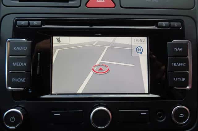 Volkswagen Golf Plus (2011) thumbnail 3