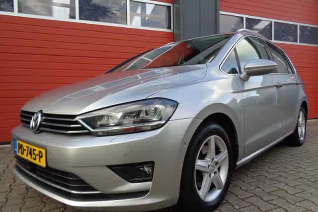 Volkswagen Golf Sportsvan (2014) thumbnail 4