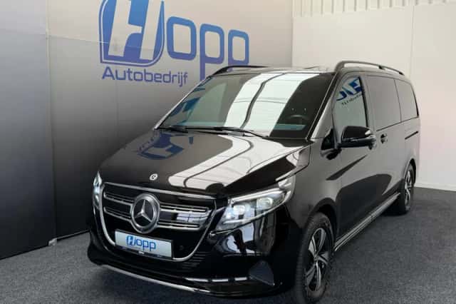 Mercedes-Benz EQV (2025) thumbnail 2