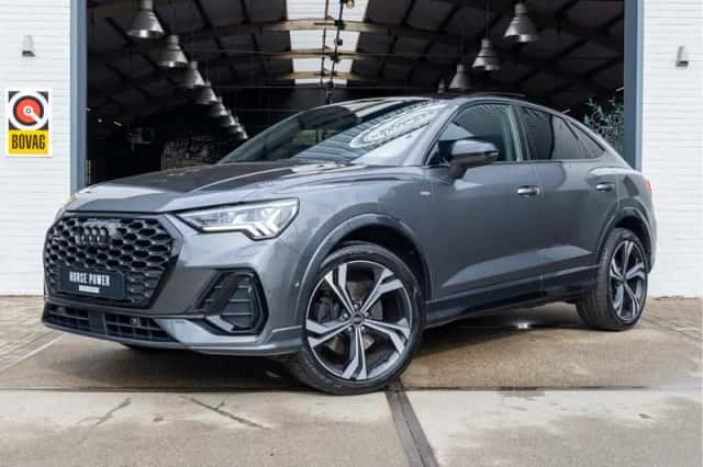 Audi Q3 (2021) thumbnail 4