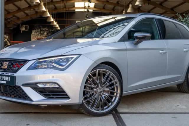 SEAT Leon (2019) thumbnail 1
