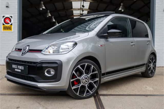 Volkswagen Up! (2019) thumbnail 1