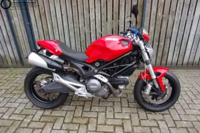 DUCATI MONSTER (2008) thumbnail 1