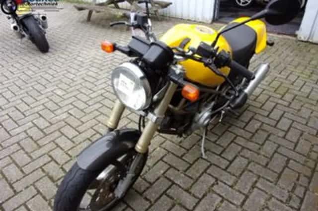 DUCATI M600 (1997) thumbnail 3