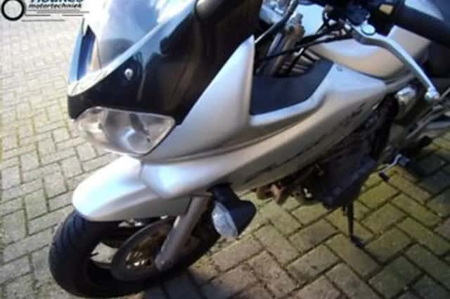 Suzuki GSF (2001) thumbnail 6