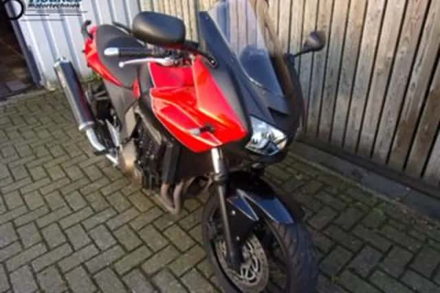 KAWASAKI Z (2005) thumbnail 2