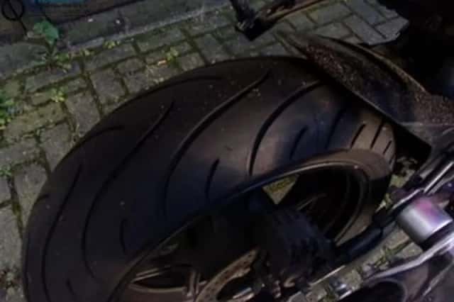 KAWASAKI Z (2005) thumbnail 5