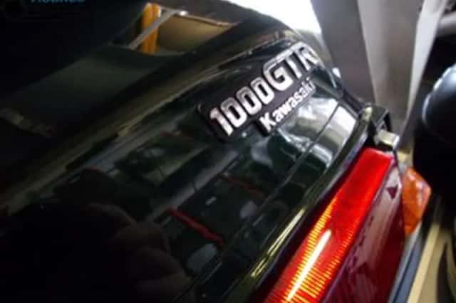 KAWASAKI GTR (1997) thumbnail 3
