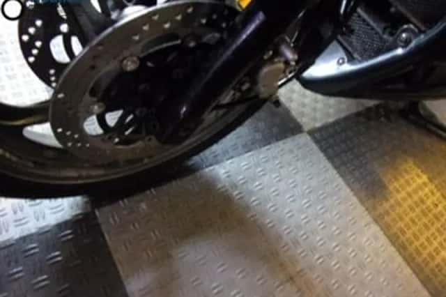 KAWASAKI GTR (1997) thumbnail 6