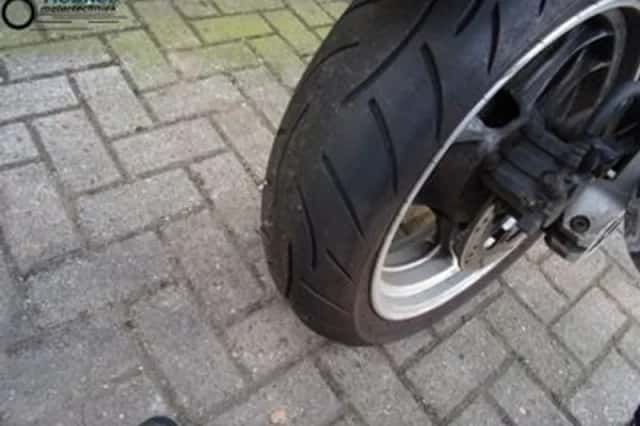 TRIUMPH TRIDENT (1993) thumbnail 5