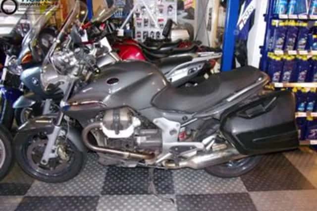 MOTO GUZZI BREVA (2005) thumbnail 1