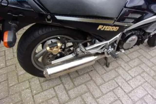 YAMAHA FJ (1989) thumbnail 2
