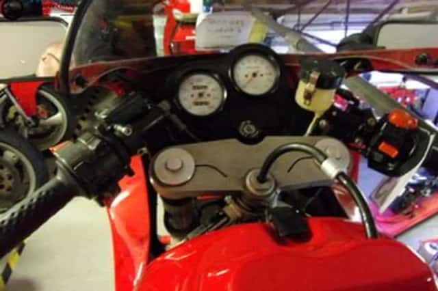 DUCATI 750 (1992) thumbnail 3