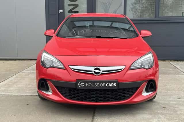 Opel Astra (2012) thumbnail 3