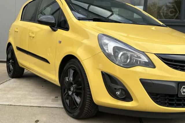 Opel Corsa (2014) thumbnail 2
