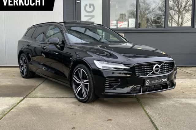 Volvo V60 (2022) thumbnail 1