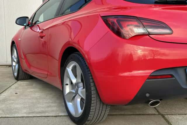 Opel Astra (2012) thumbnail 6