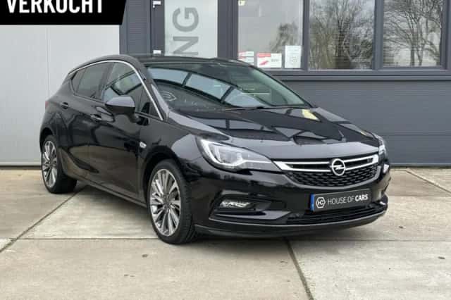 Opel Astra (2018) thumbnail 1
