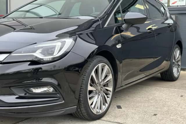 Opel Astra (2018) thumbnail 4