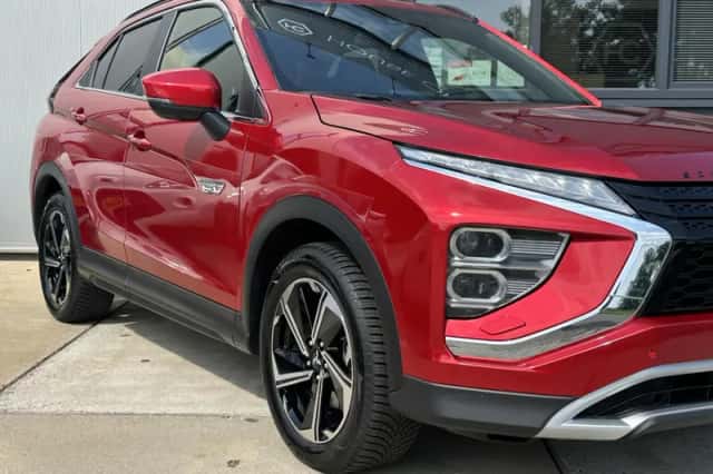Mitsubishi Eclipse Cross (2021) thumbnail 2