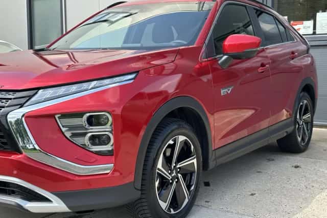Mitsubishi Eclipse Cross (2021) thumbnail 4