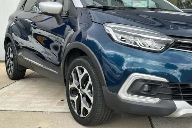 Renault Captur (2017) thumbnail 2