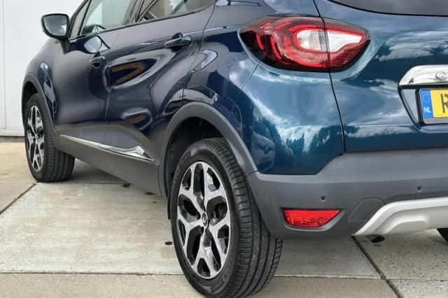 Renault Captur (2017) thumbnail 6