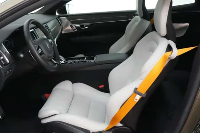 Polestar 1 (2022) thumbnail 4