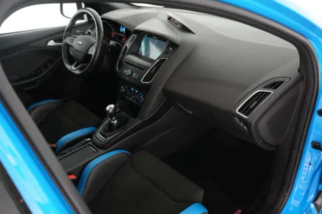Ford Focus RS (2018) thumbnail 3