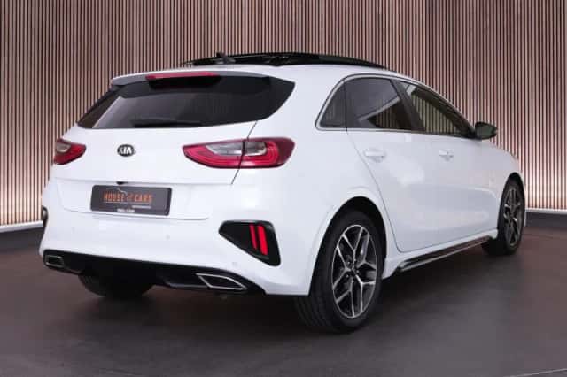Kia Ceed (2020) thumbnail 2