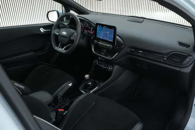 Ford Fiesta (2019) thumbnail 3