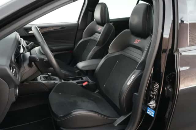 Ford Focus (2019) thumbnail 5