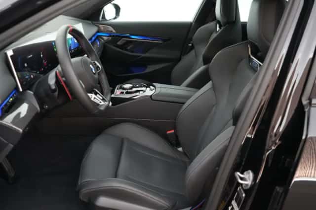 BMW 5-Serie (2025) thumbnail 4