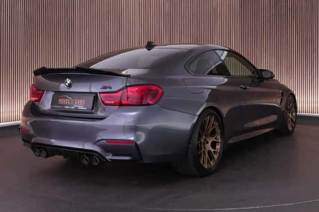 BMW M4 (2015) thumbnail 2