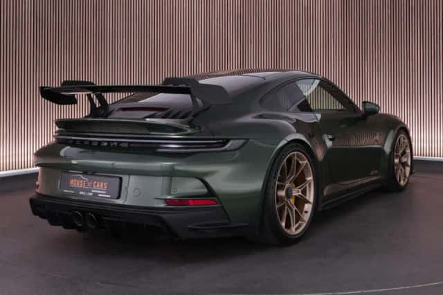 Porsche 911 (2021) thumbnail 2
