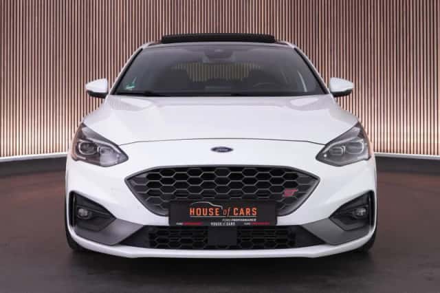 Ford Focus (2020) thumbnail 6