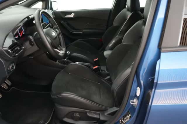 Ford Fiesta (2020) thumbnail 4