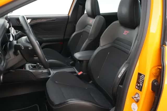 Ford Focus (2020) thumbnail 5