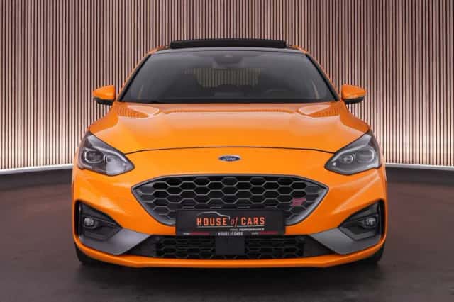 Ford Focus (2020) thumbnail 6