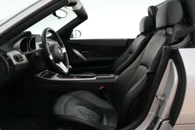 BMW Z4 (2007) thumbnail 5