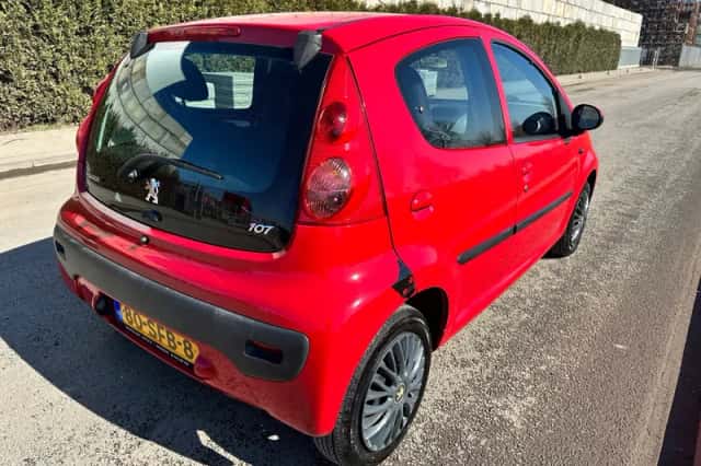 Peugeot 107 (2011) thumbnail 6