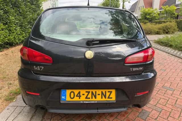 Alfa Romeo 147 (2008) thumbnail 5