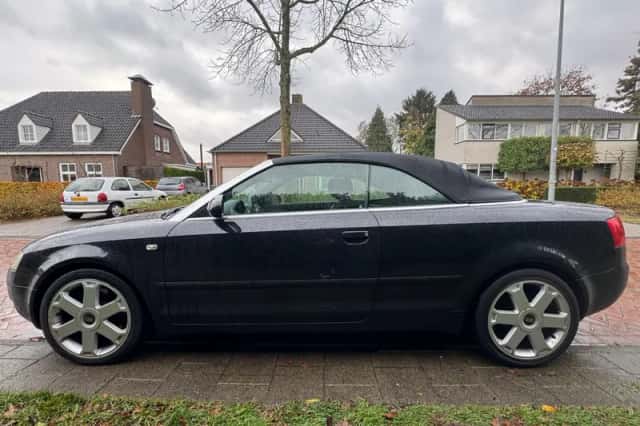 Audi A4 (2002) thumbnail 3