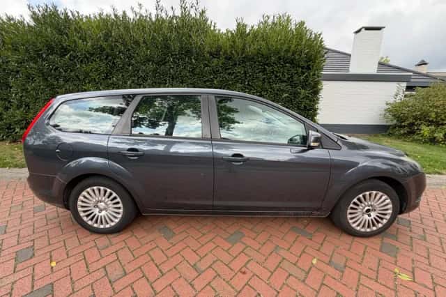 Ford Focus (2008) thumbnail 5