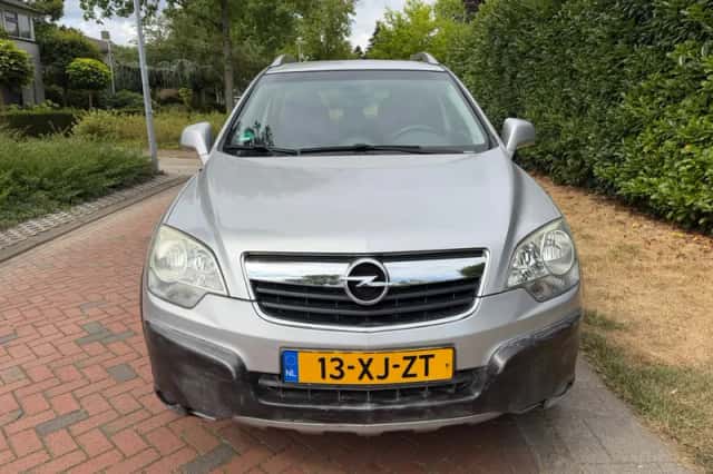 Opel Antara (2007) thumbnail 1