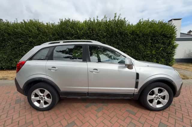 Opel Antara (2007) thumbnail 5