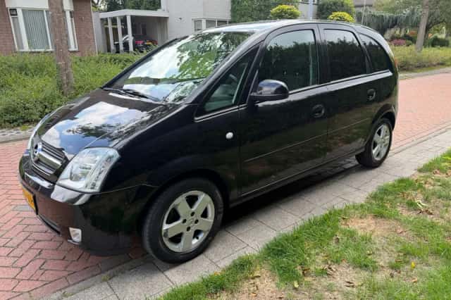 Opel Meriva (2004) thumbnail 1