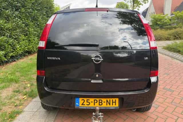 Opel Meriva (2004) thumbnail 4