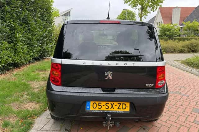 Peugeot 1007 (2006) thumbnail 4